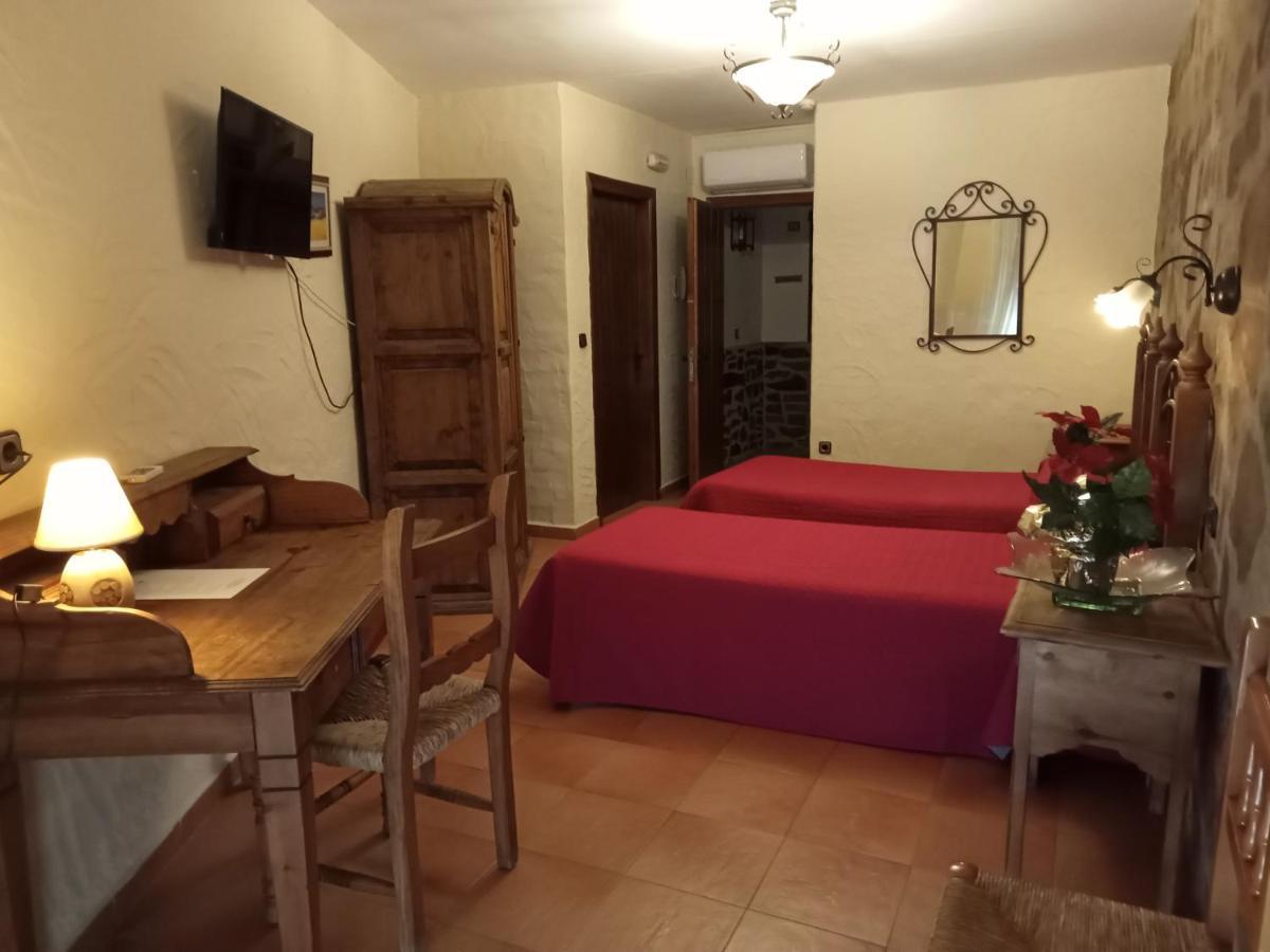 Hotel Villa De Berzocana Kültér fotó