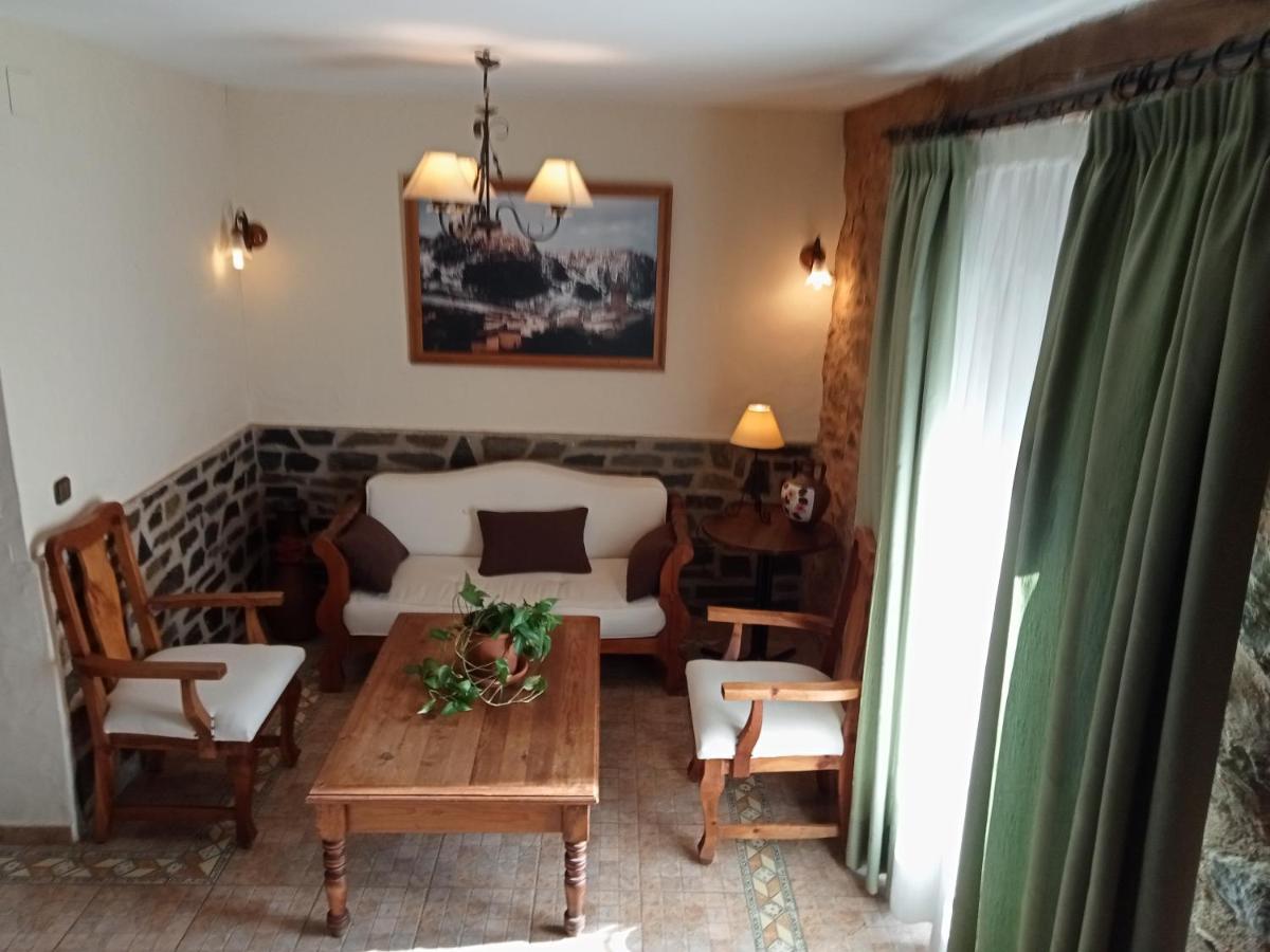 Hotel Villa De Berzocana Kültér fotó