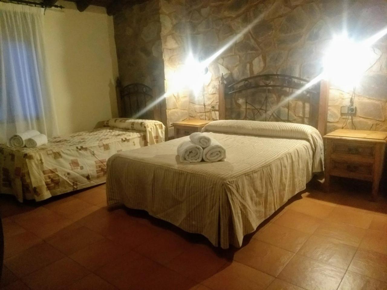 Hotel Villa De Berzocana Kültér fotó