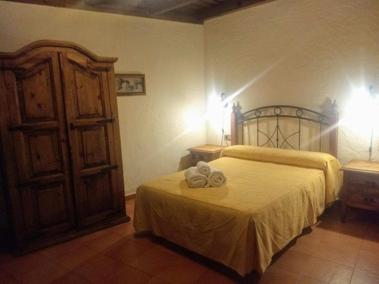 Hotel Villa De Berzocana Kültér fotó